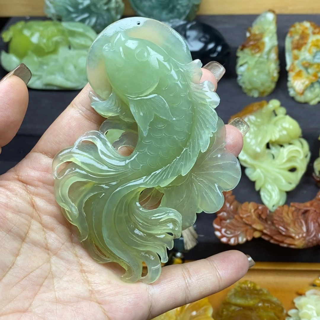 *****蛇纹石玉未镶嵌颈饰