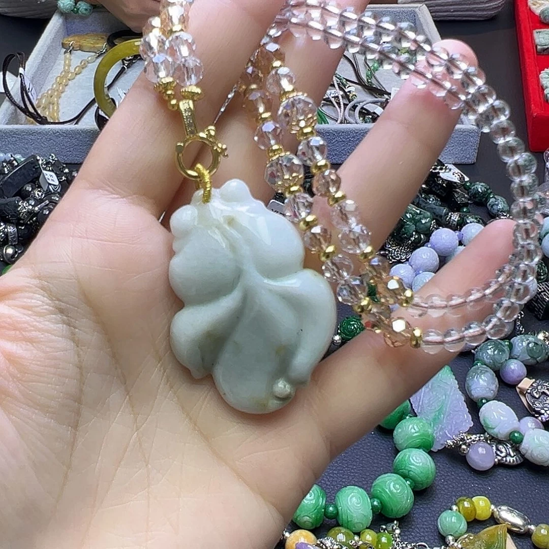翡翠未镶嵌颈饰99