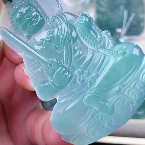 【闪购商品】翡翠颈饰未镶嵌天然翡翠