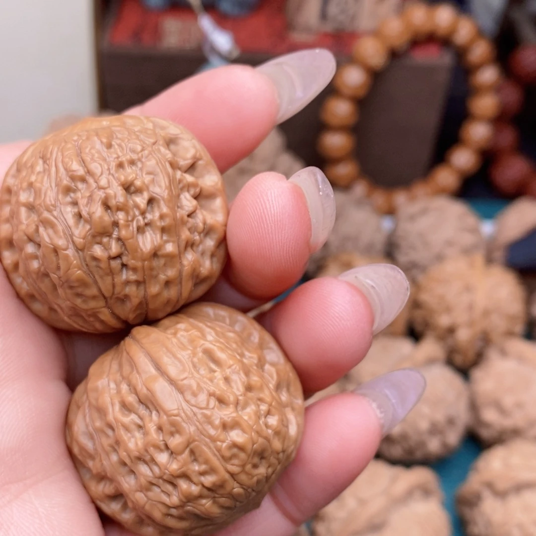 文玩核桃把件铁锤