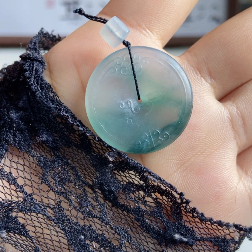 【闪购商品】未镶嵌定制翡翠平安扣