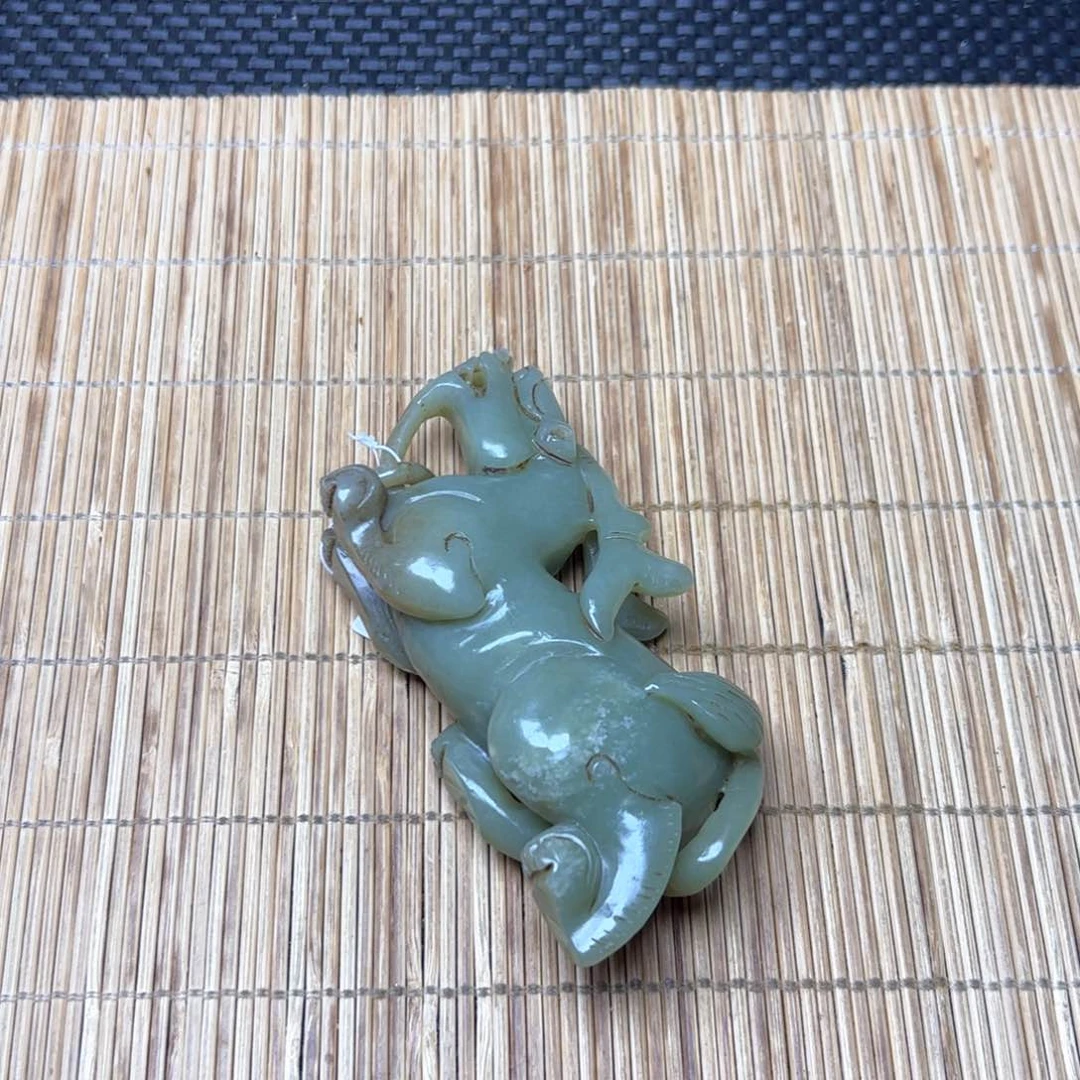 未镶嵌和田玉把件