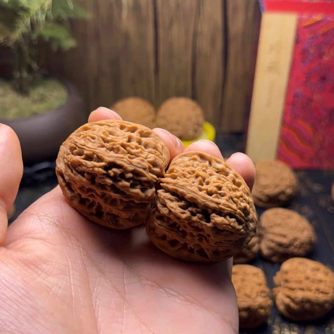 文玩核桃把件水***！