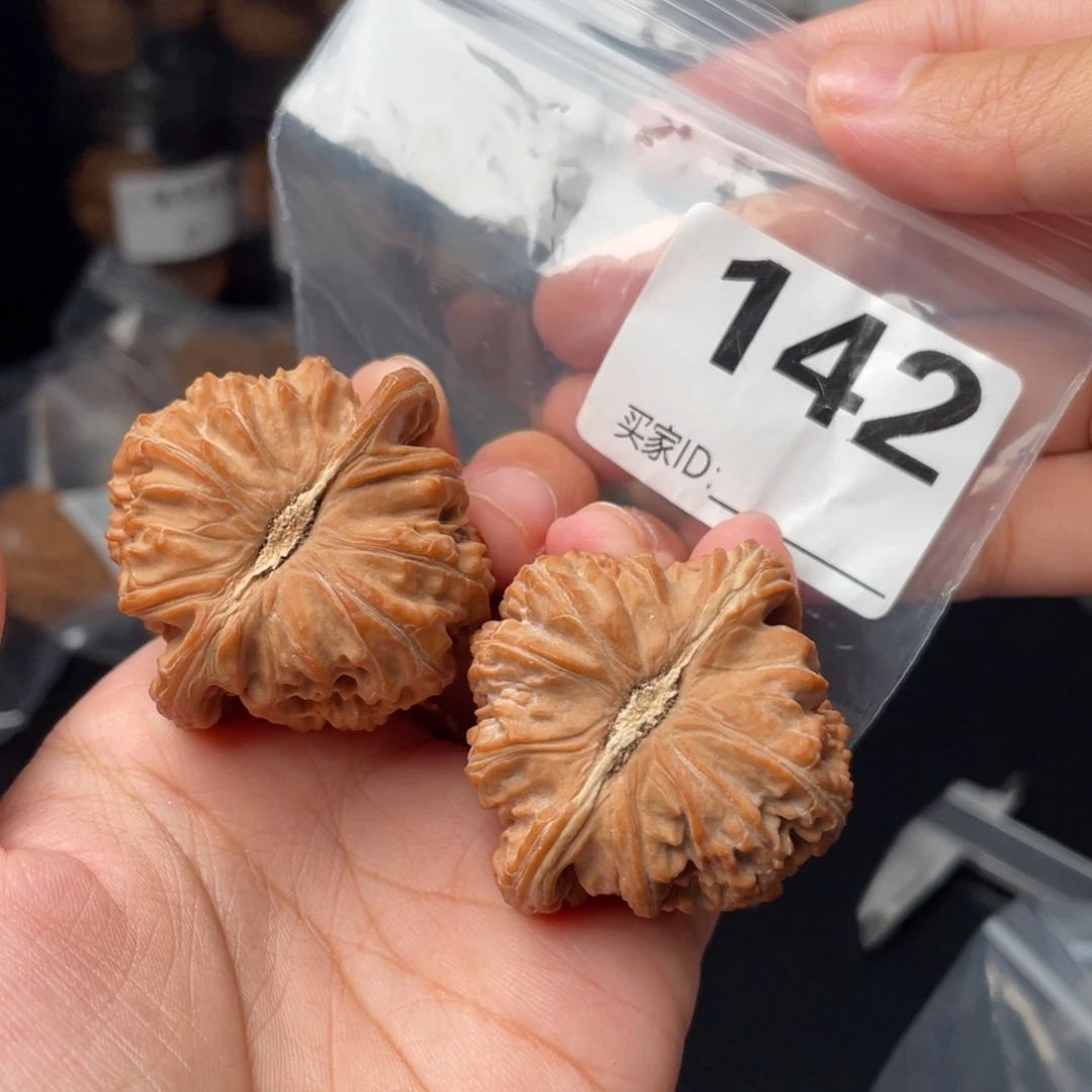 把件文玩核桃全品42白狮子