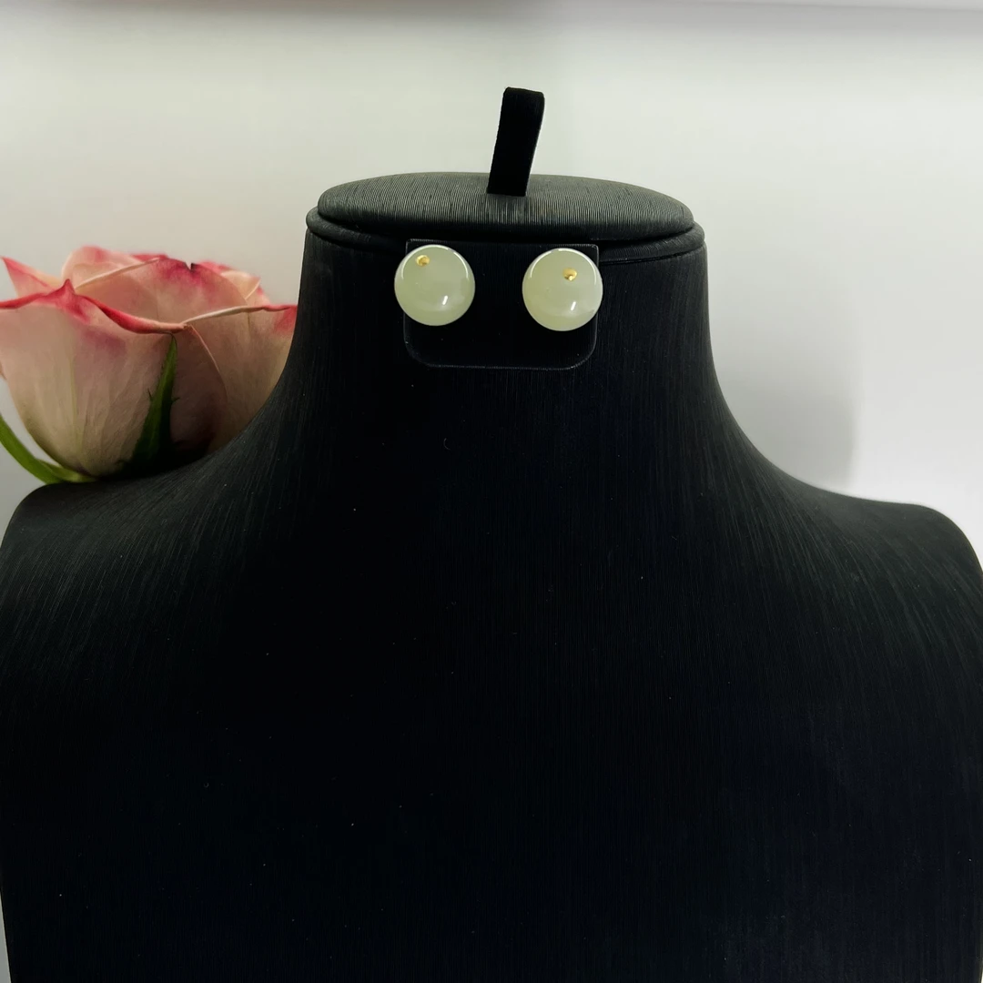 壹屿珠宝 和田玉翠青耳钉