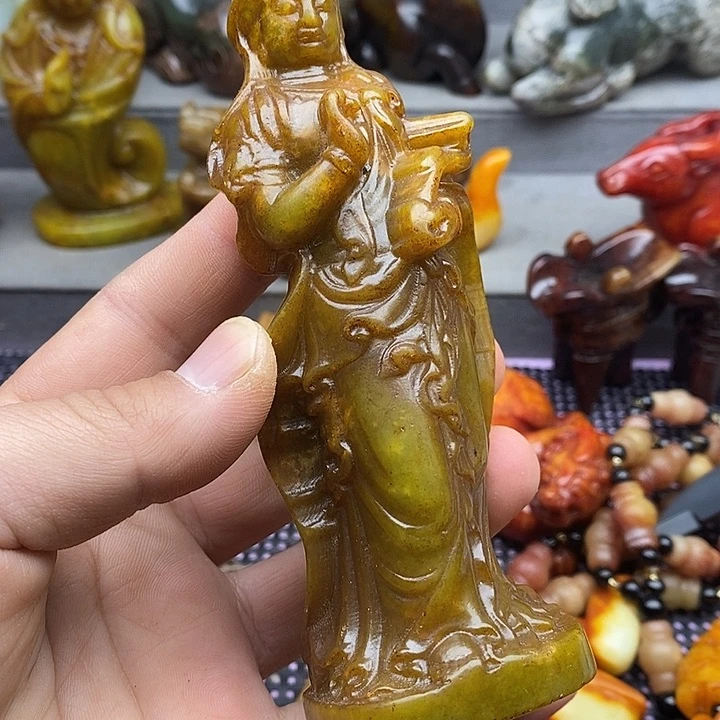 未镶嵌蛇纹石玉颈饰