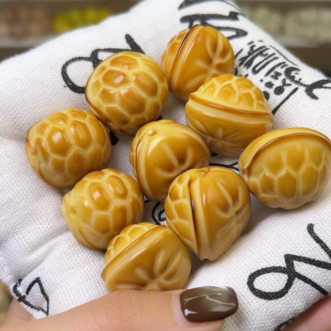 菩提根/象牙果手串瑕疵炭烤富甲一方3颗