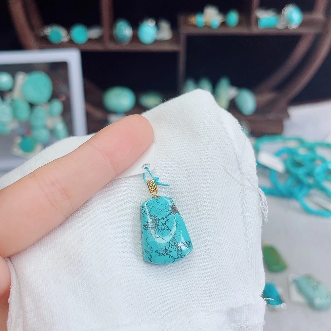 绿松石18K金镶嵌绿松石