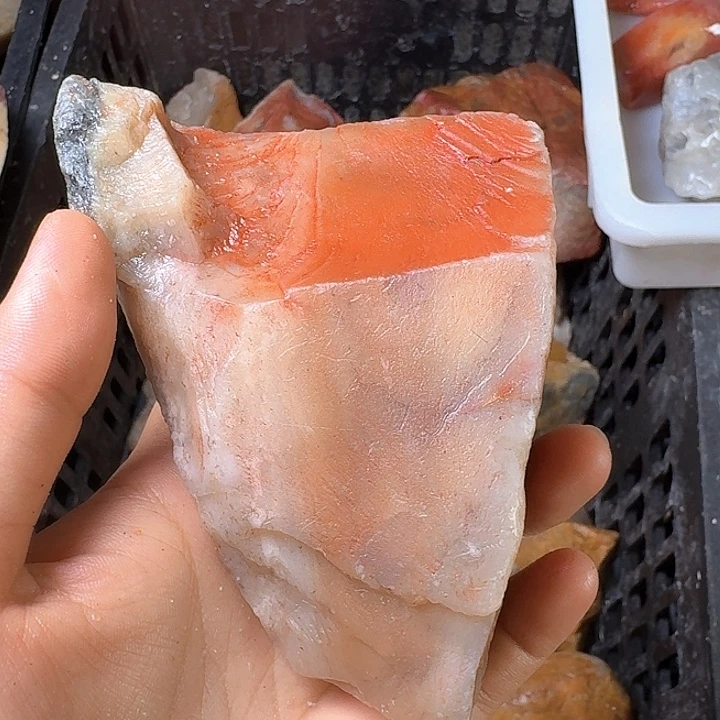 沉***金寿山石寿山石的颜色