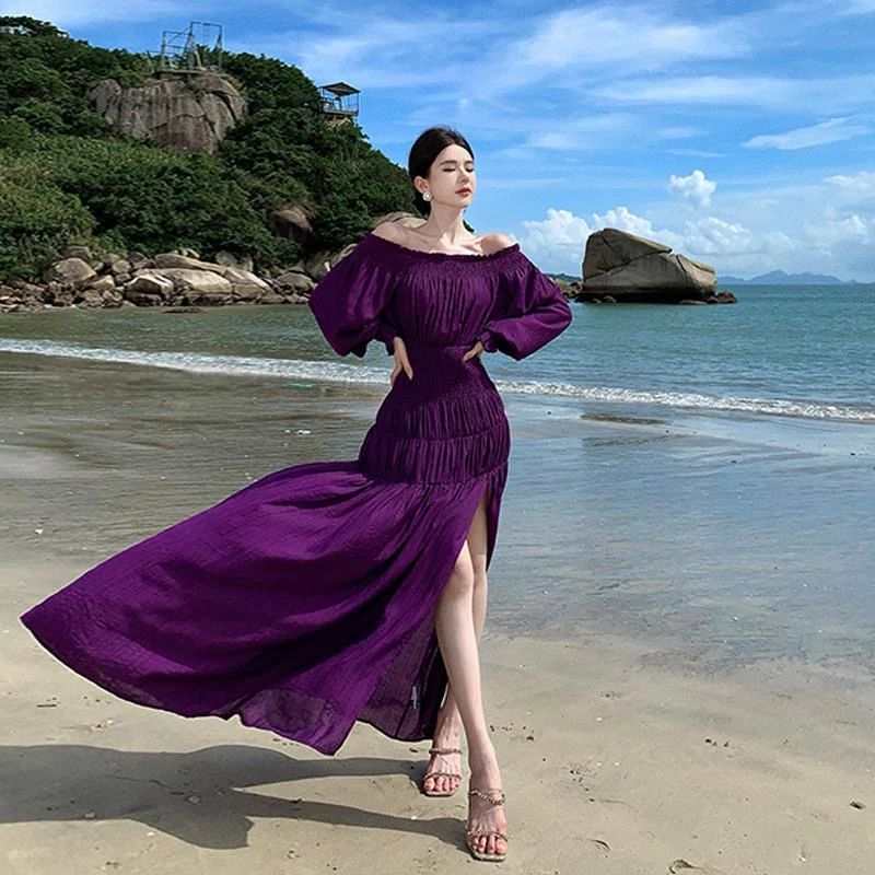 三亚风巴厘岛拍照沙滩裙女锁骨一字肩海边度假紫色连衣裙