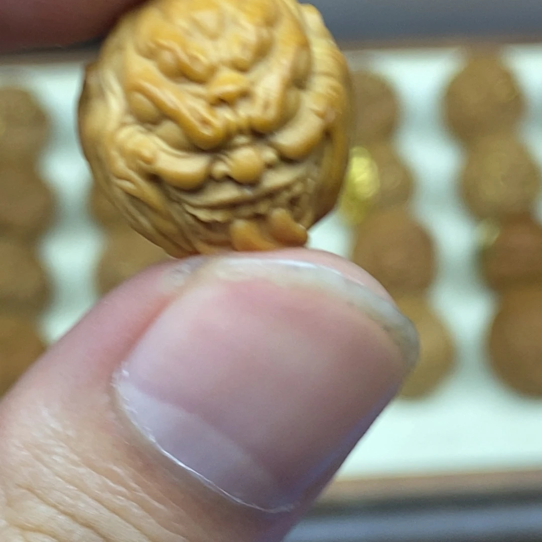 吊坠猴头核桃四目舔僧