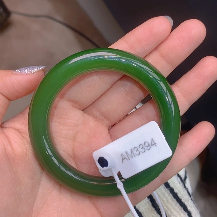 和田玉（碧玉）未镶嵌手镯