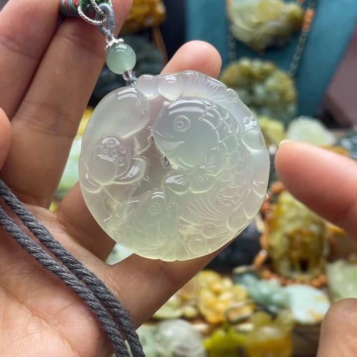 蛇纹石玉合金颈饰