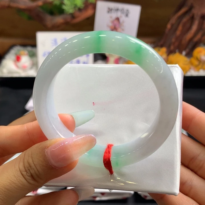 翡翠手镯未镶嵌26号