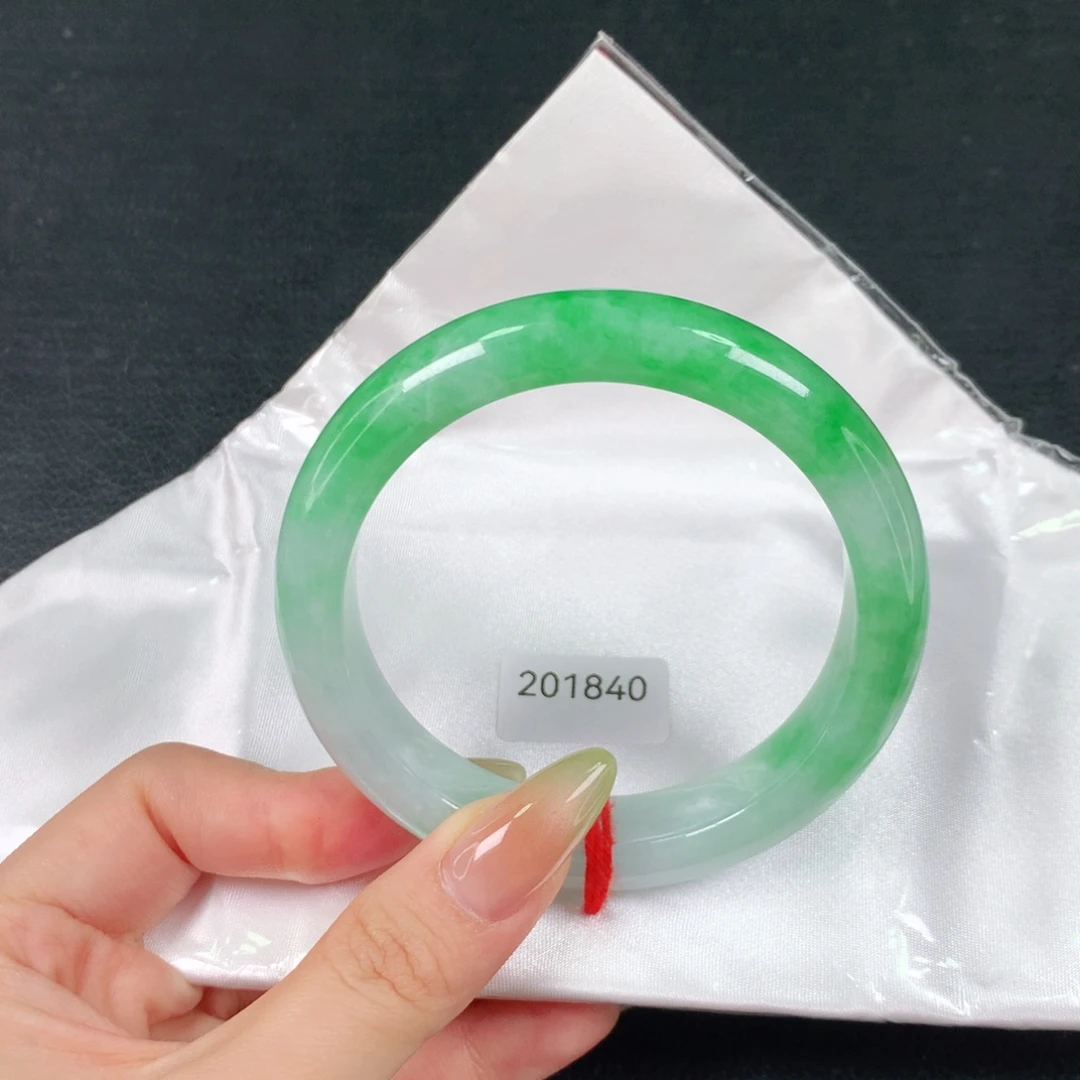 未镶嵌手镯翡翠天然翡翠手镯04