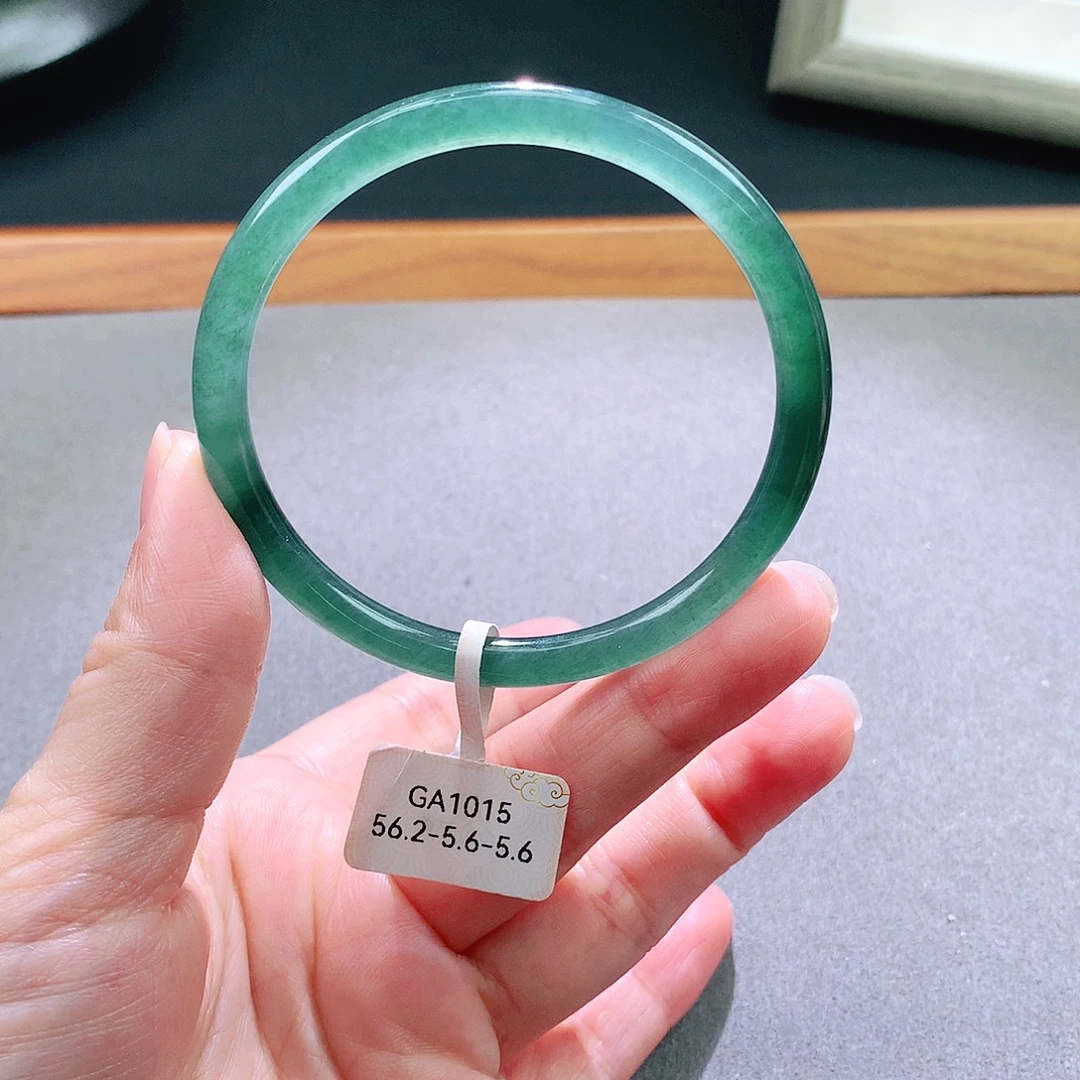 翡翠未镶嵌手镯天然翡翠手镯a货