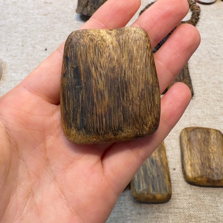 沉香碎屑沉香做***雄海南红油白棋树心油老料9克