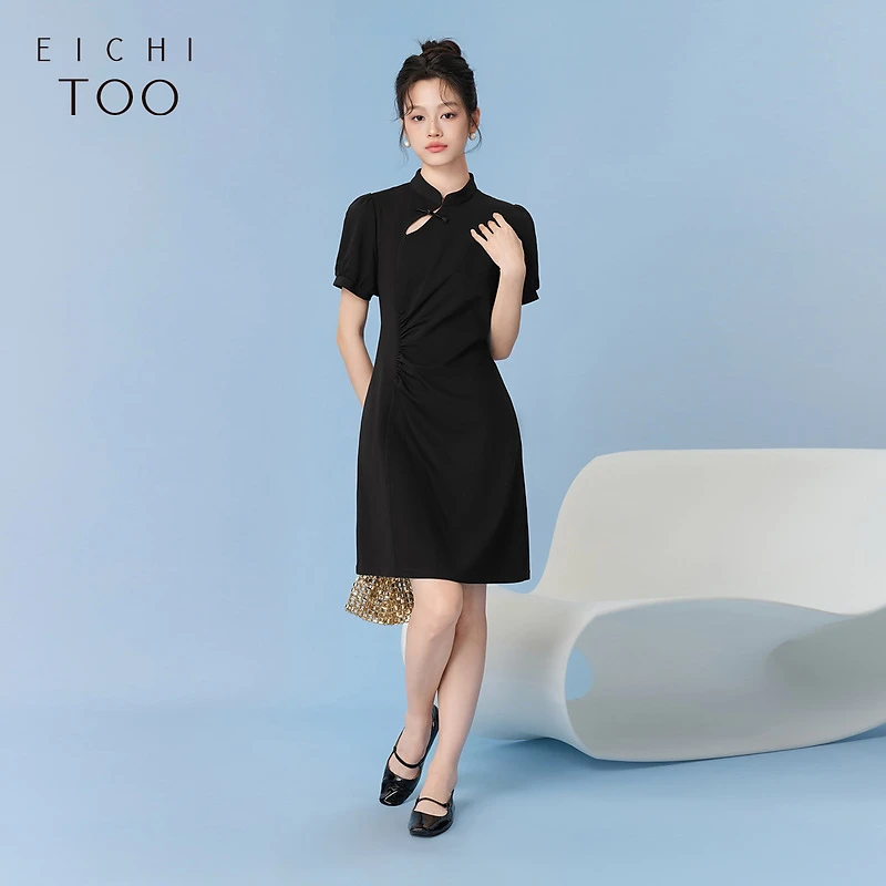 A爱居兔夏季立领盘扣设计新中式短袖连衣裙小黑裙EQLBJ2P730A