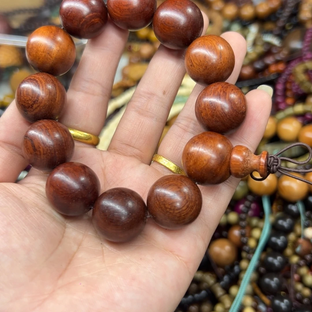 无事牌维腊木（绿檀）