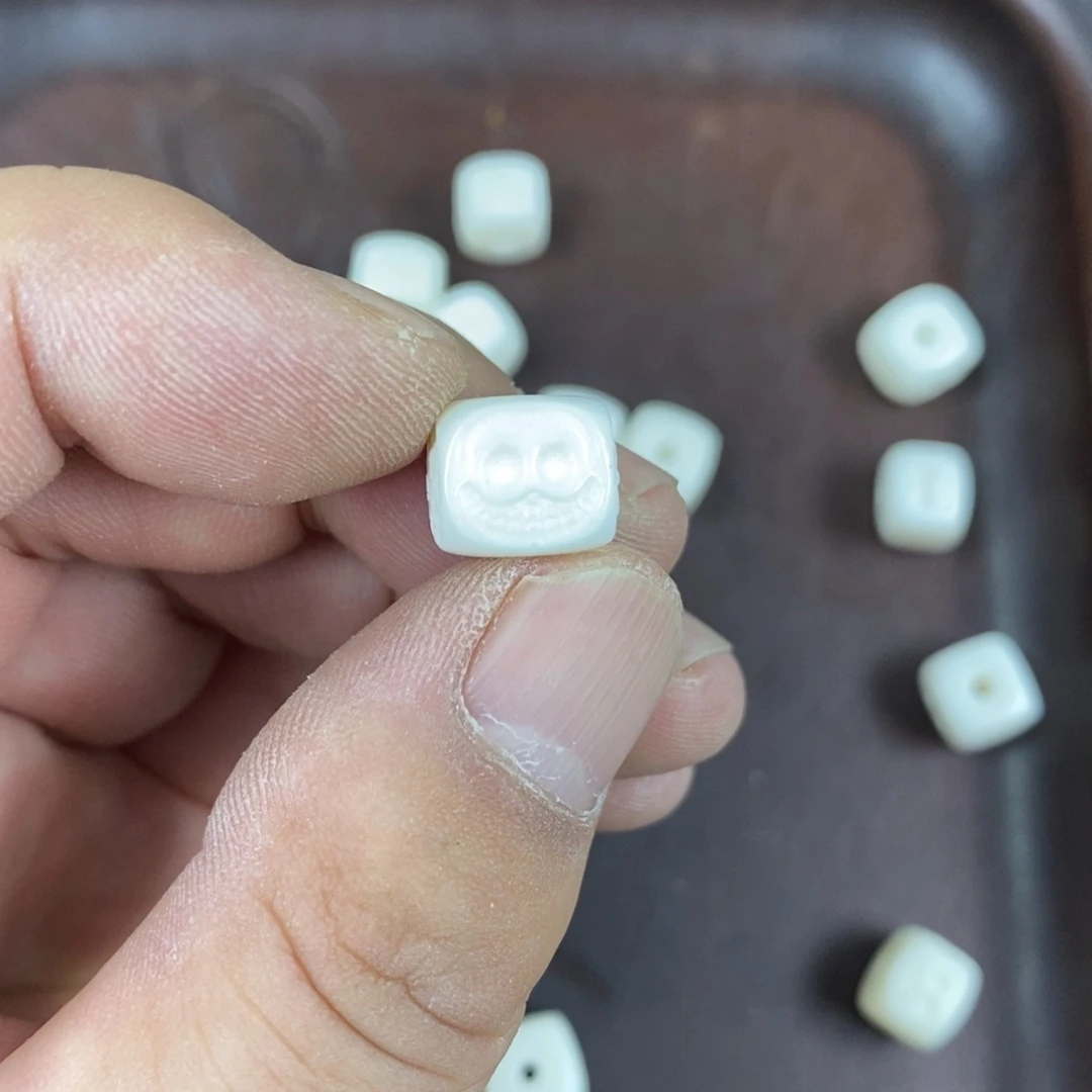 手串/手链驼骨配饰二十四