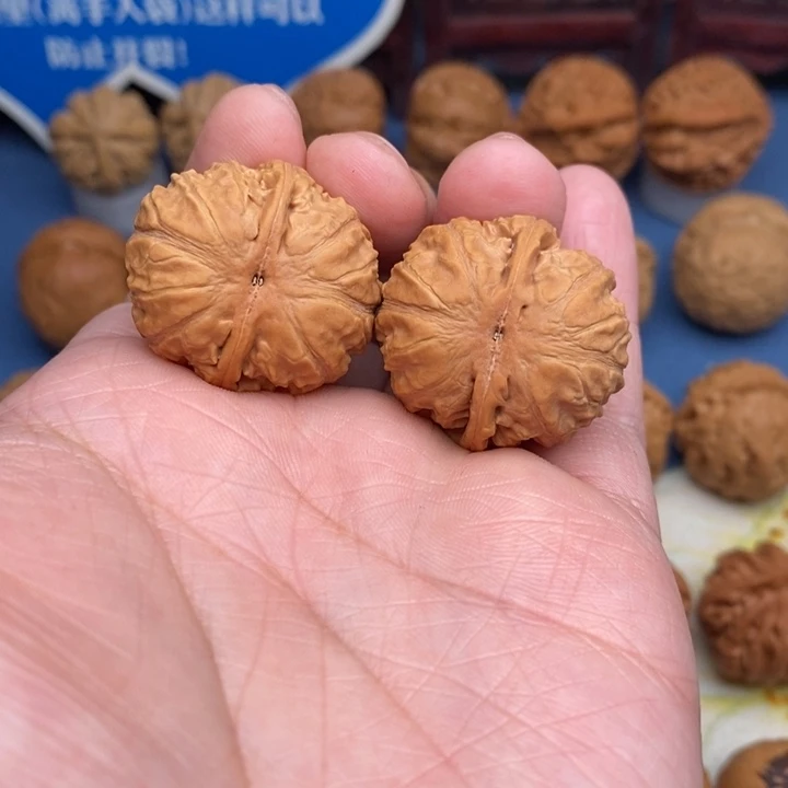 文玩核桃把件唯*…………