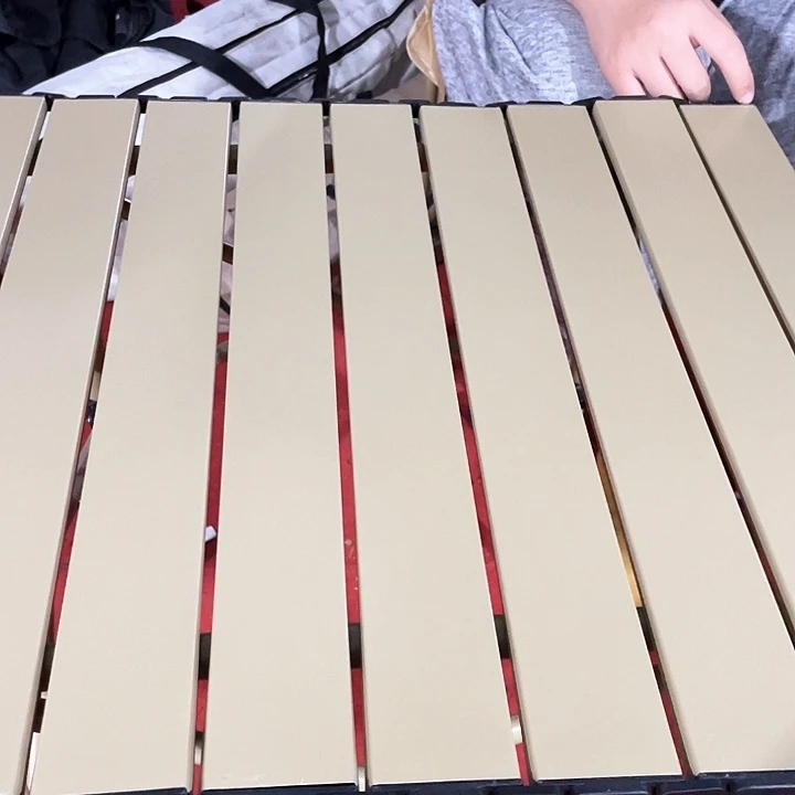 铁瑕疵50蛋卷桌折叠