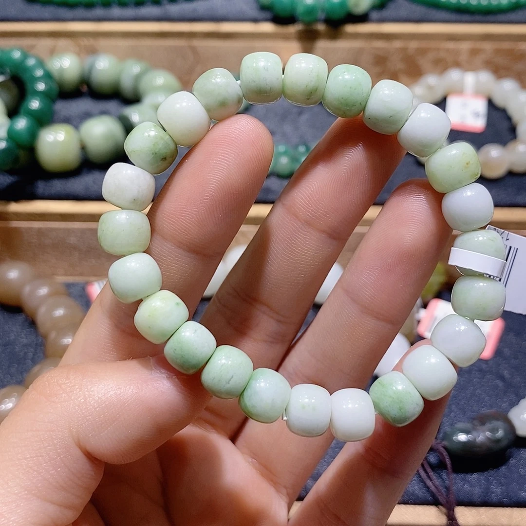 独山玉未镶嵌手串