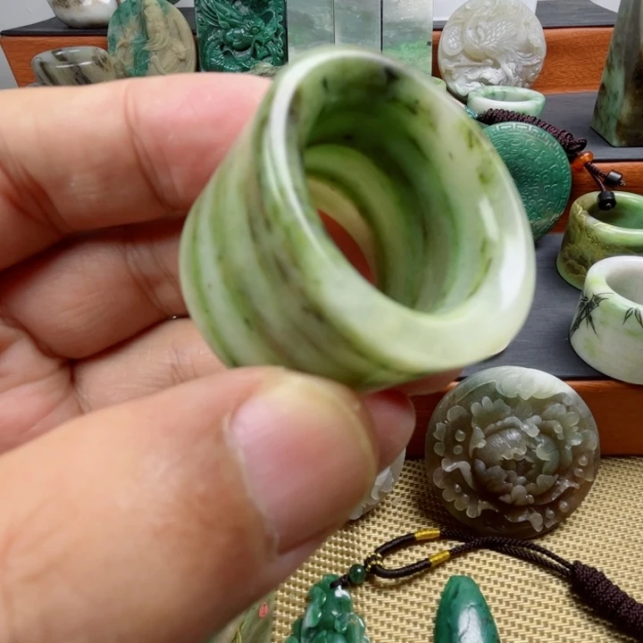 未镶嵌独山玉珠宝半成品