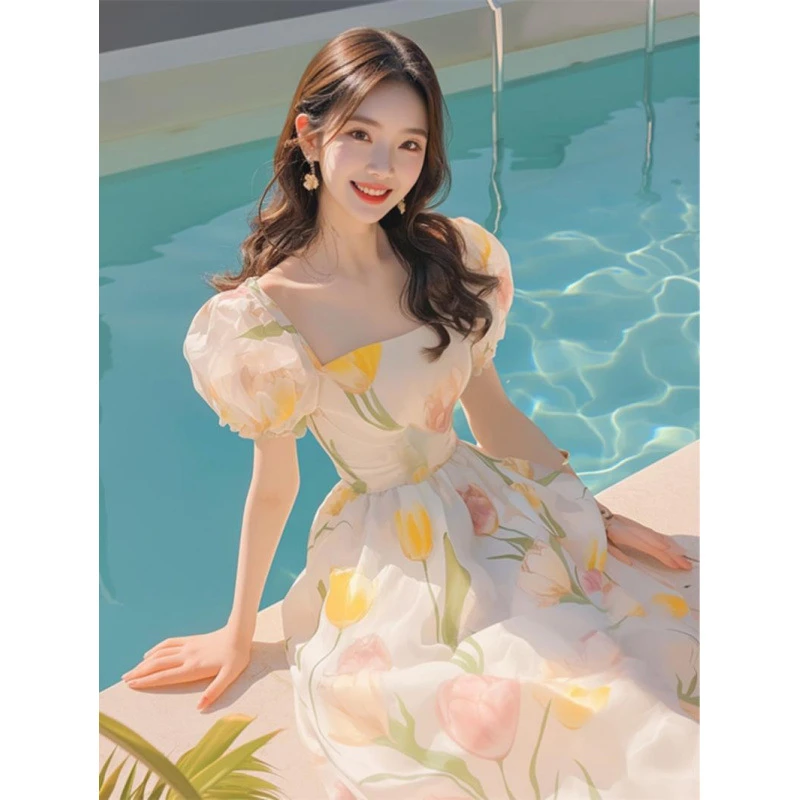 doumpp小清新风情万种新品感超好看法式赫本风白色碎花连衣裙女夏