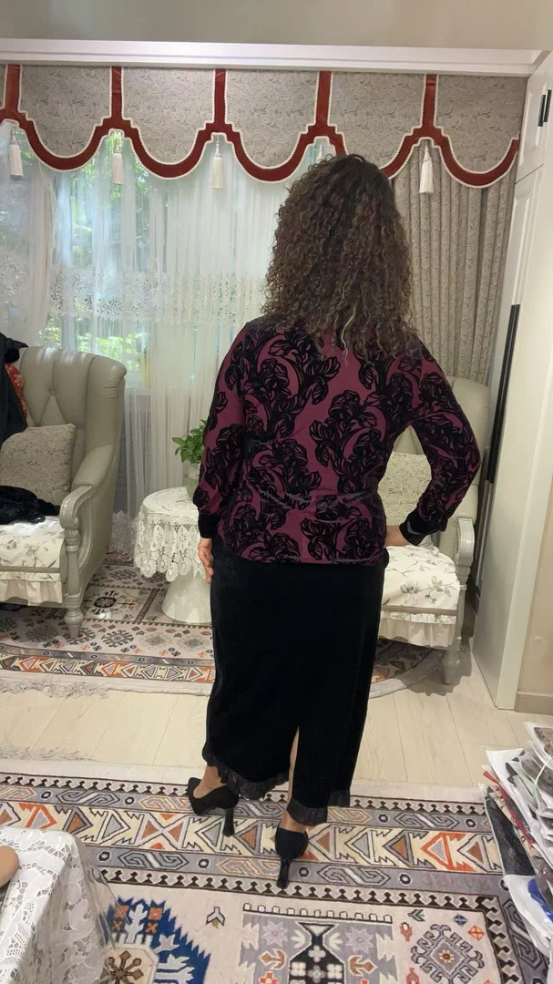常规款衬衫宽松型女装时尚中老年女装