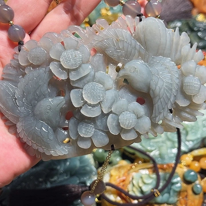 岫玉未镶嵌毛衣链