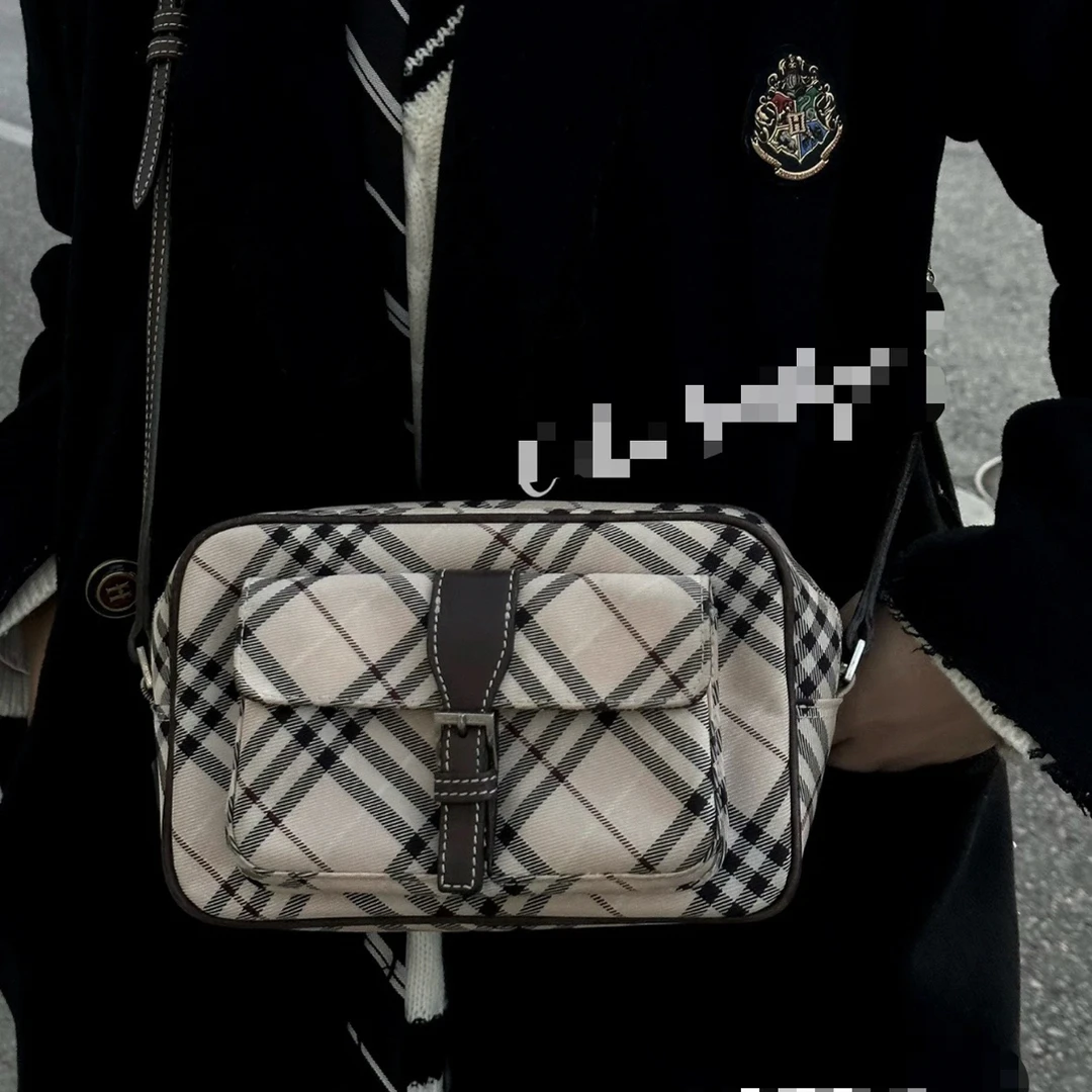 95新 BURBERRY/博柏利 巴宝莉 双层相机