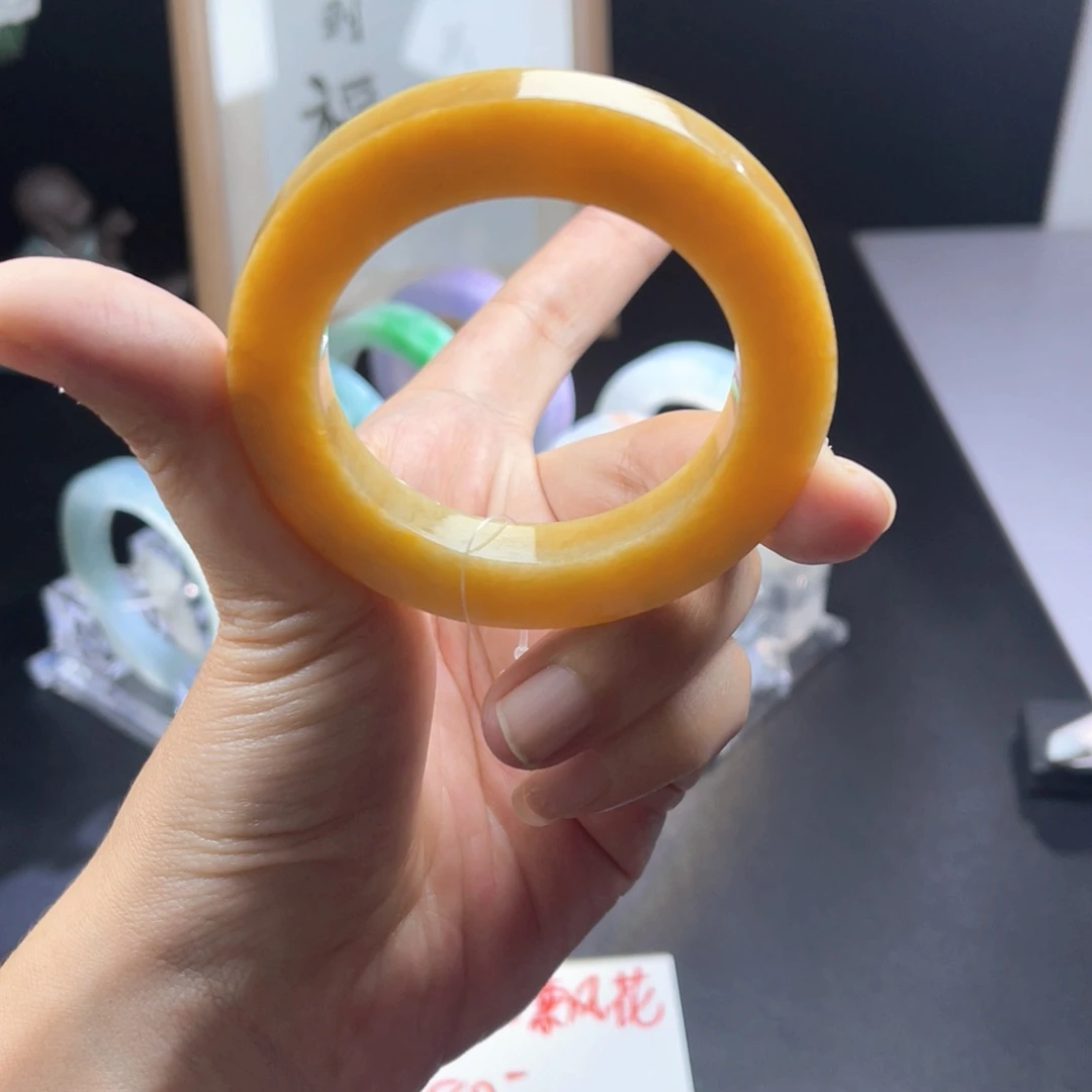 定制翡翠未镶嵌天然翡翠A货手镯