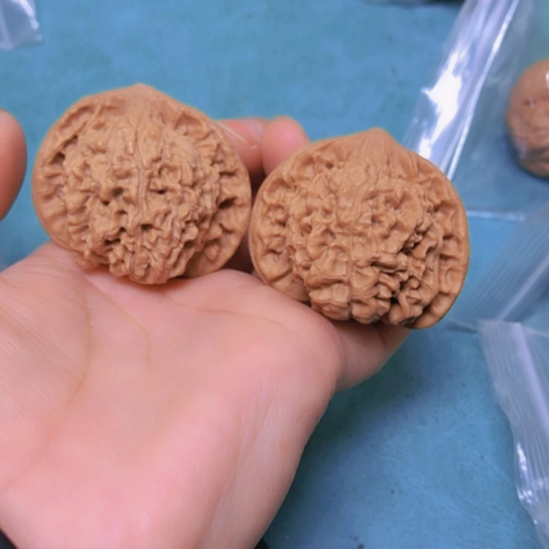 【闪购商品】摆件核桃43.5官帽修尖