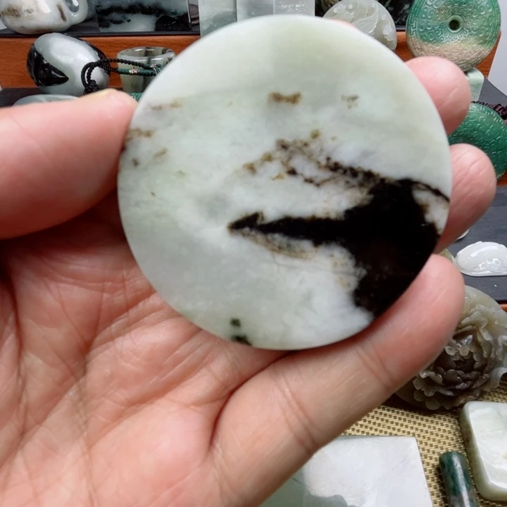 独山玉未镶嵌珠宝半成品