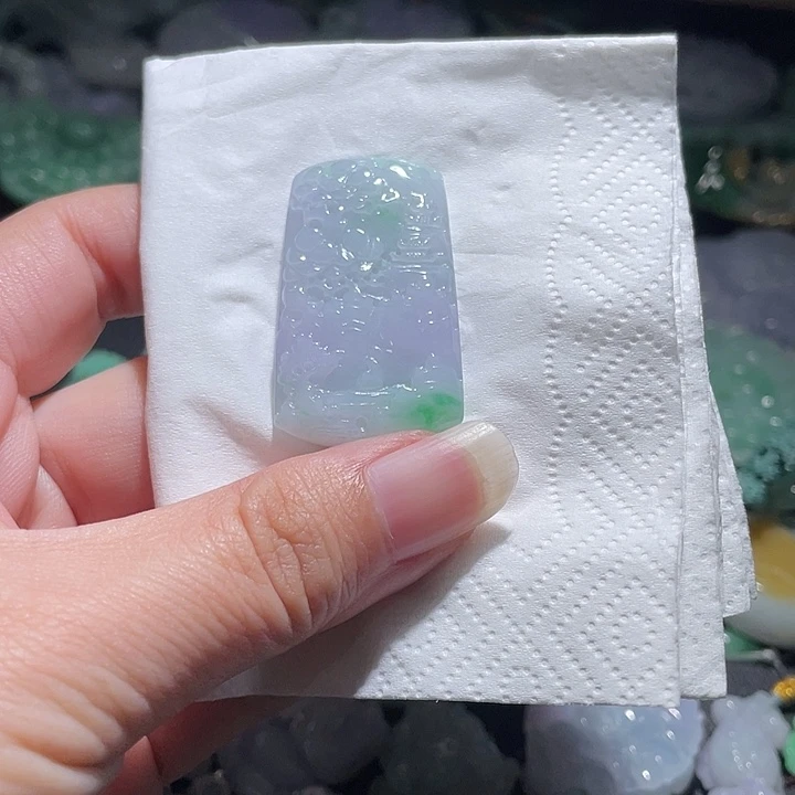 颈饰未镶嵌翡翠天