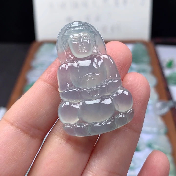 颈饰未镶嵌翡翠冰种正装观音