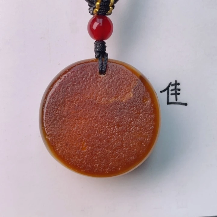未镶嵌琥珀珠宝奇石