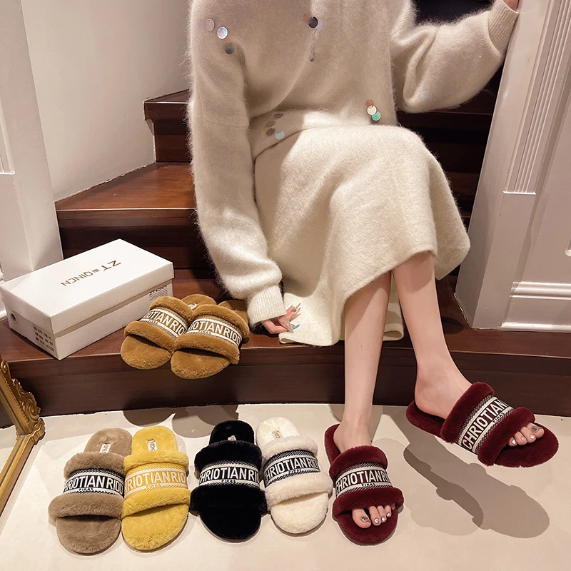 小香风毛毛拖鞋女时尚外穿2025秋冬新款平底毛绒一字拖办公室棉拖