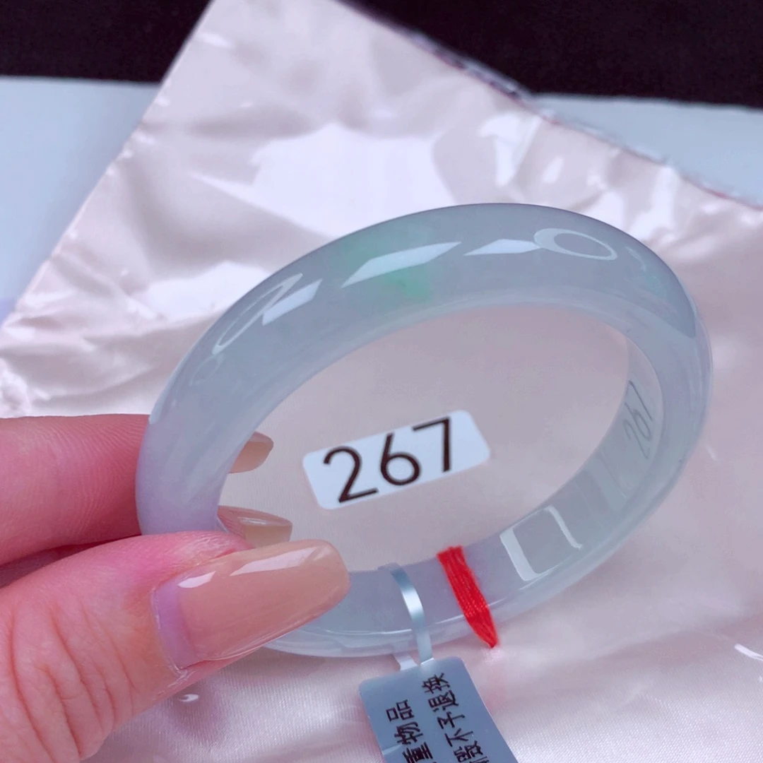 翡翠未镶嵌手镯手镯