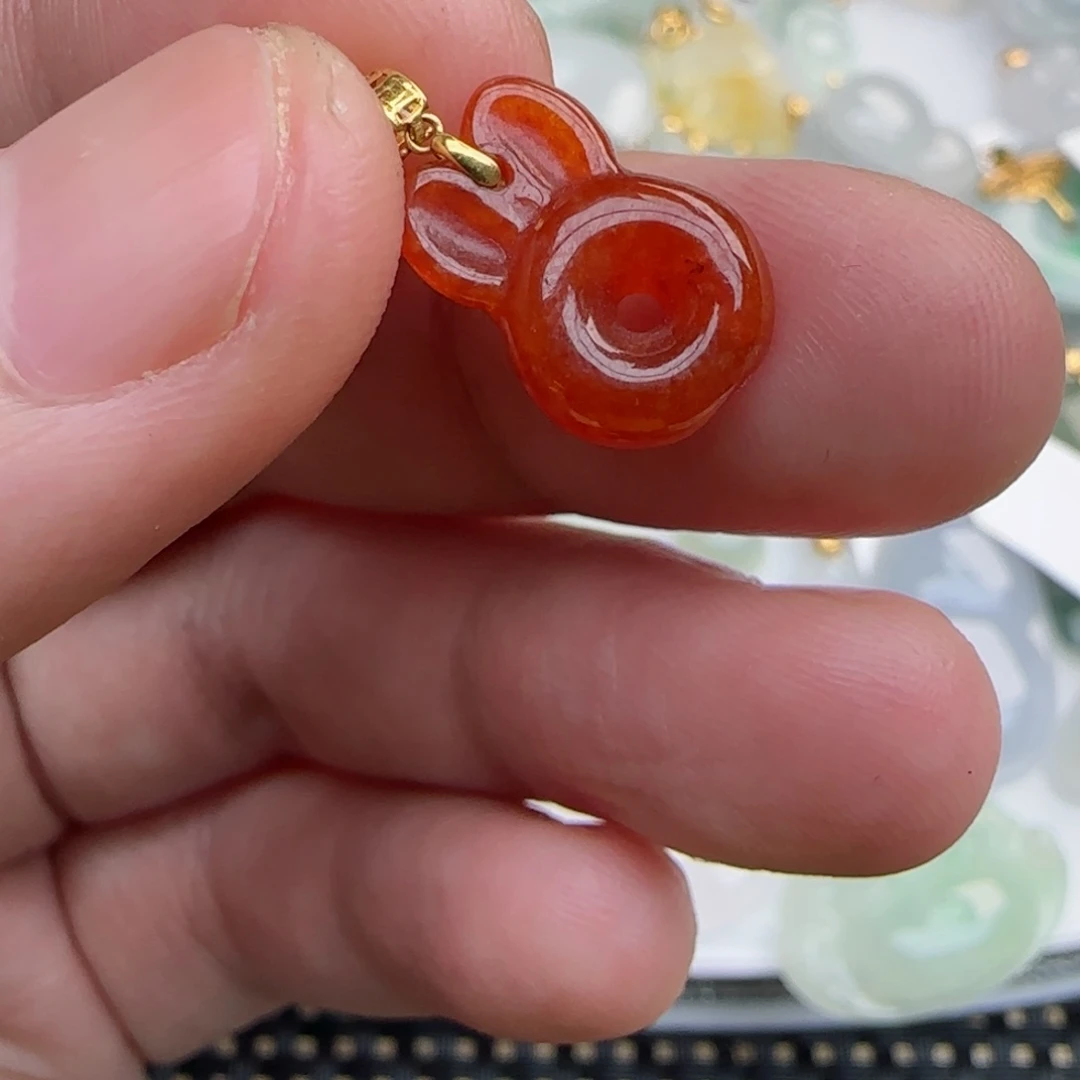 【闪购商品】翡翠吊坠(不含链)18K金镶嵌小兔耳