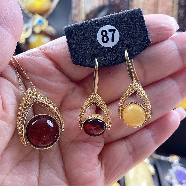 琥珀银S925镶嵌颈饰套装