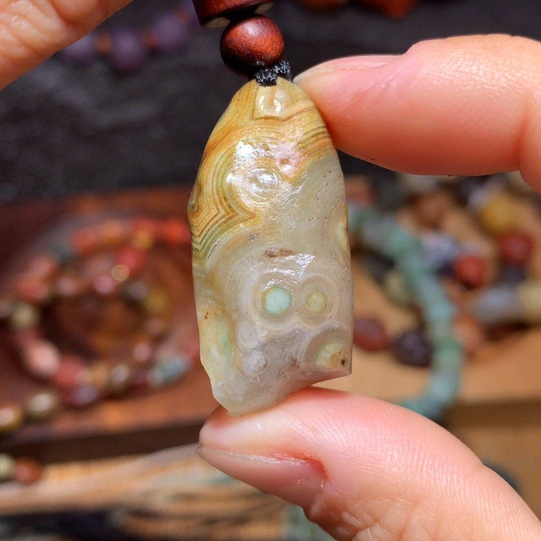 未镶嵌玛瑙/玉髓珠宝半成品