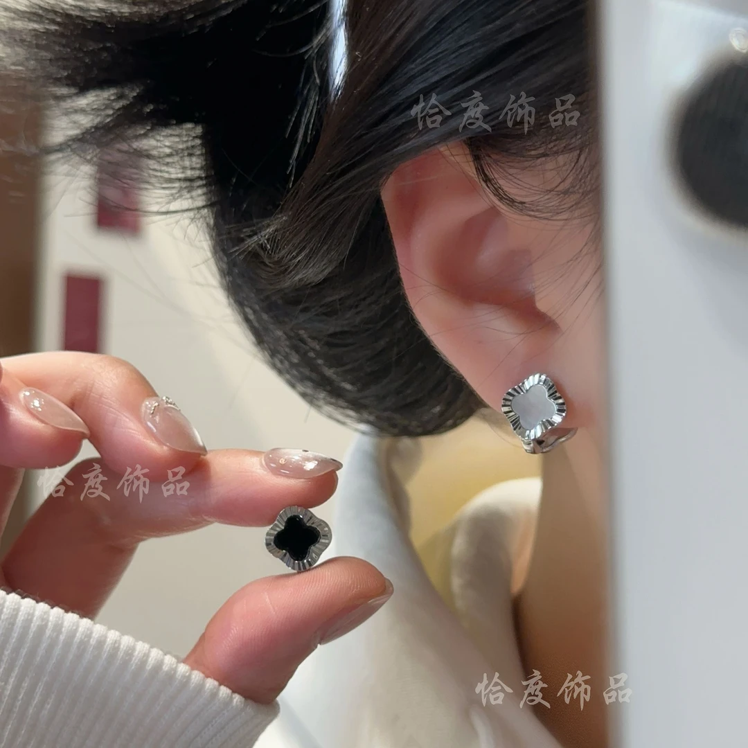 【恰度】双面戴黑白色四叶花朵耳扣气质百搭