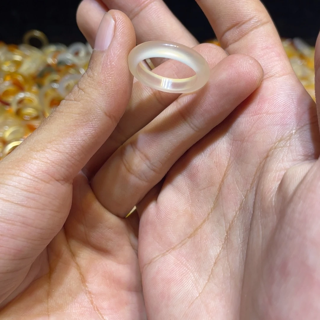 玛瑙/玉髓未镶嵌戒指40号港19 默认瑕疵