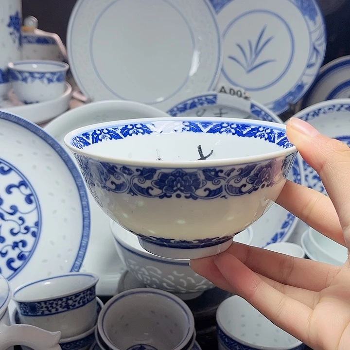 碗青花玲珑五寸牡丹花饭碗