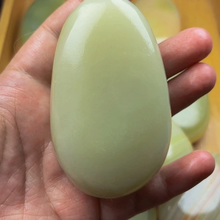 用****2石材方解石手把件