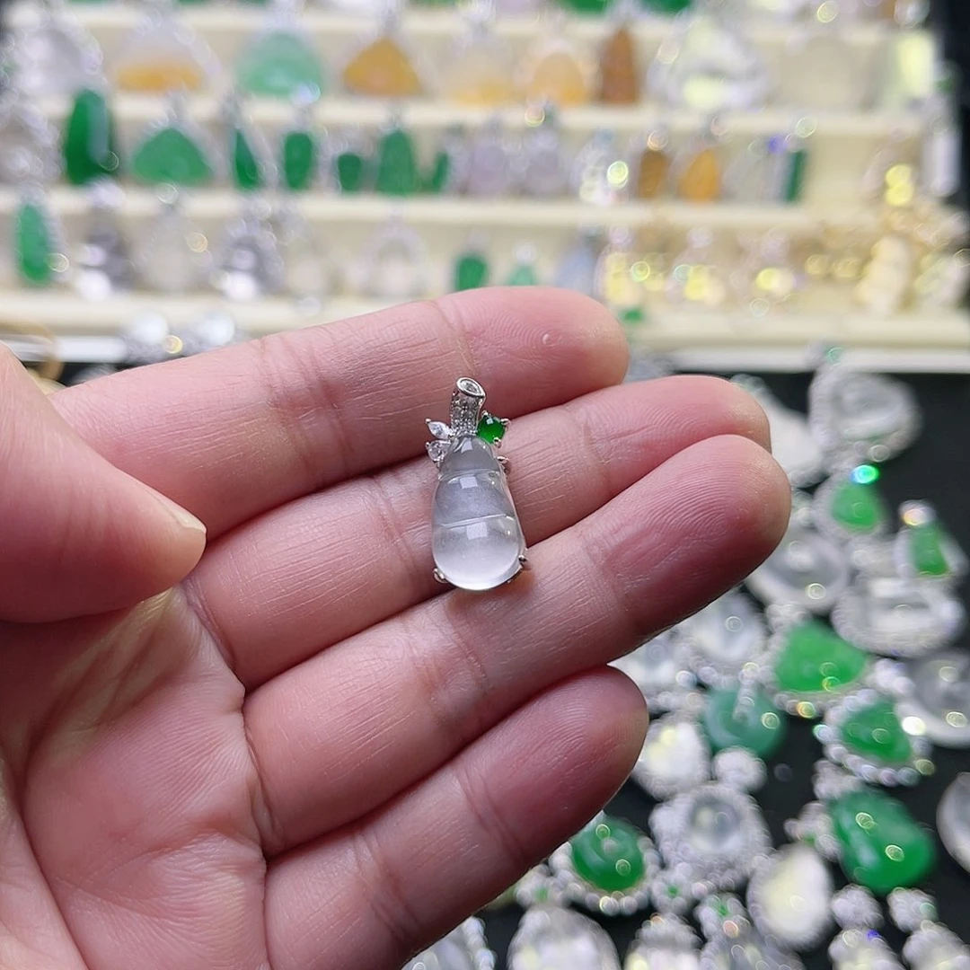 颈饰银S925镶嵌石英质玉福豆