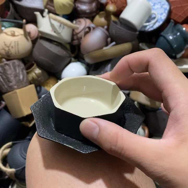 瓷片他人在这世界是