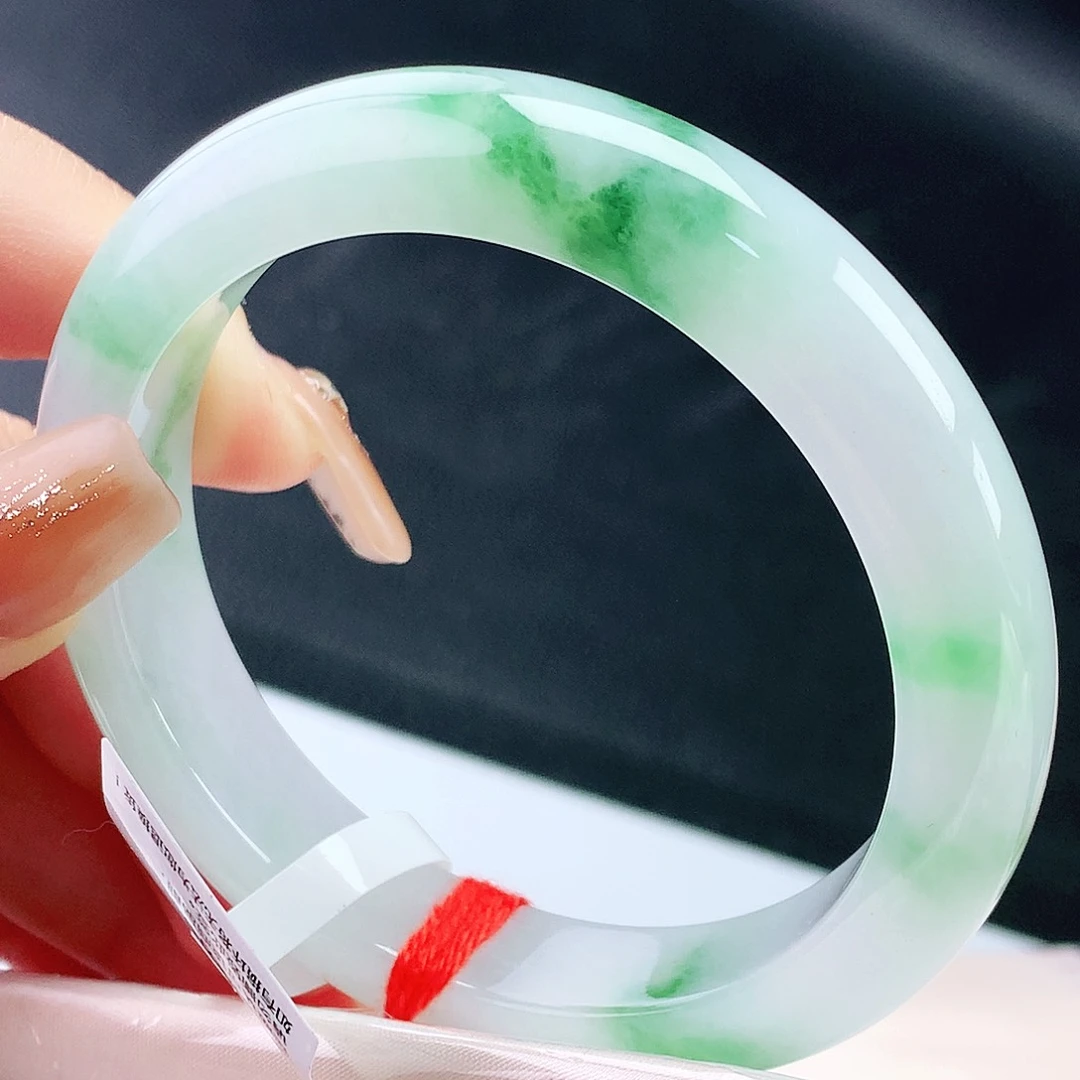 未镶嵌手镯翡翠58圈